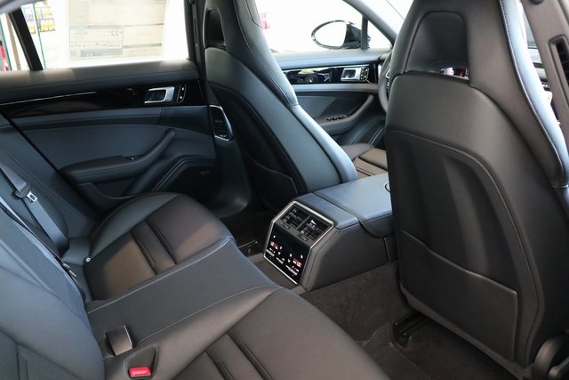 New 2019 Porsche Panamera 4 4d Hatchback In Beaverton D21664